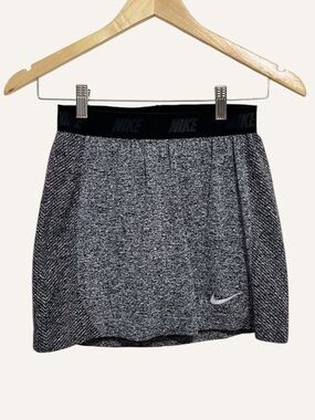Nike Dri-fit Active Golf Skort Size XS Gray Elastic Waist Golf Tennis Athleisure
